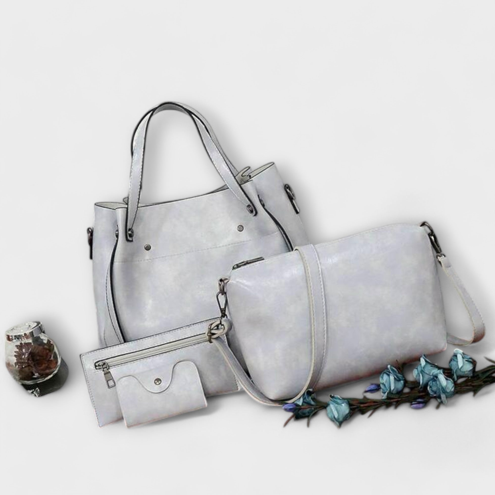 Lora. - 4-Piece Vintage Bag Set
