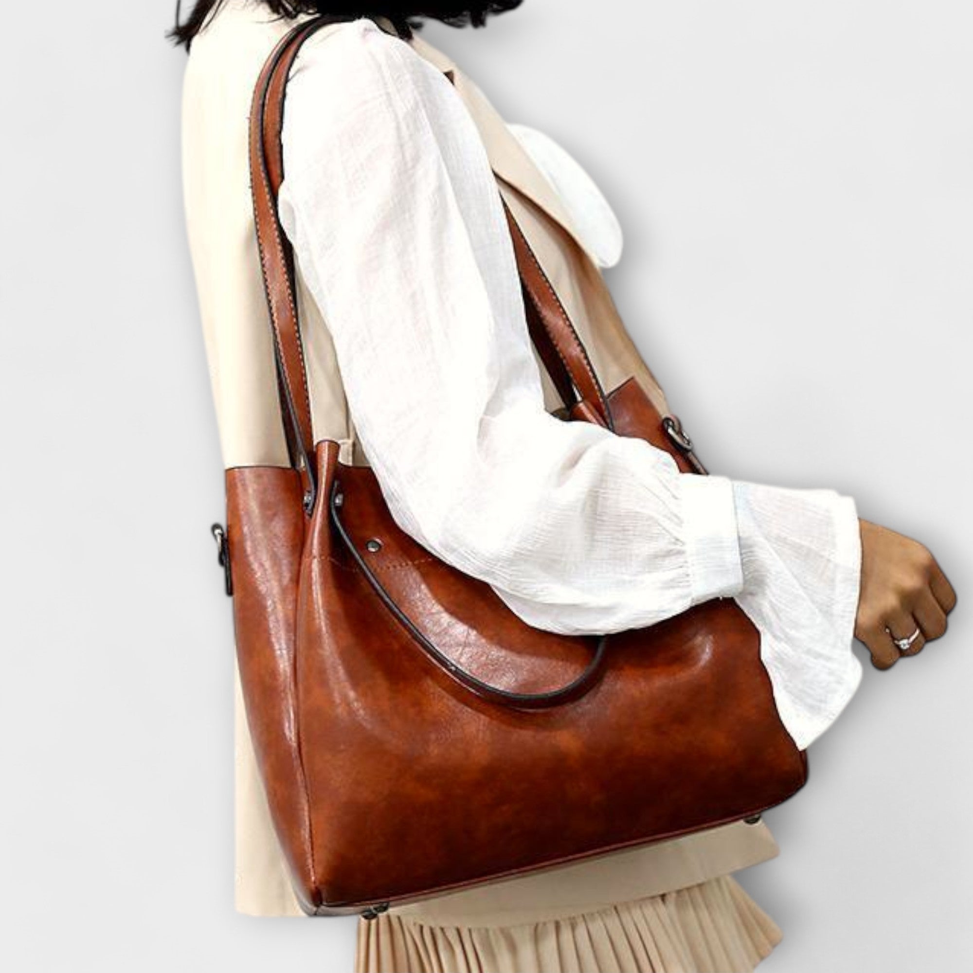 Lora. - 4-Piece Vintage Bag Set