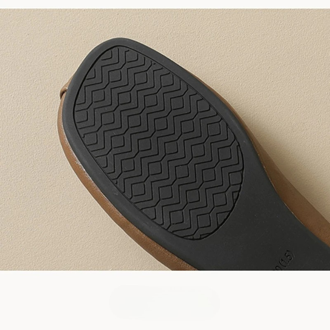 Round Toe Design Shoes