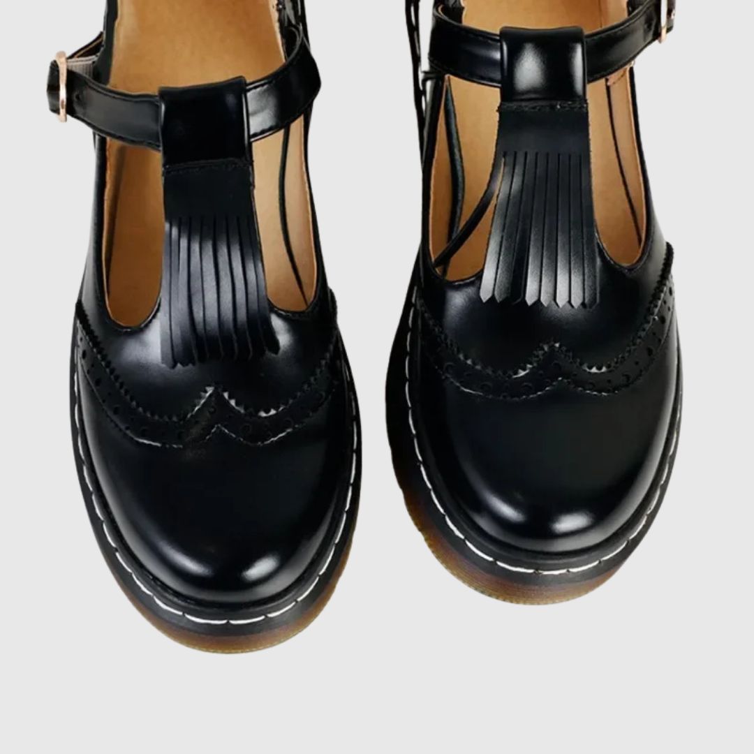 Fringe Cut Out Flower Brogue Shoes