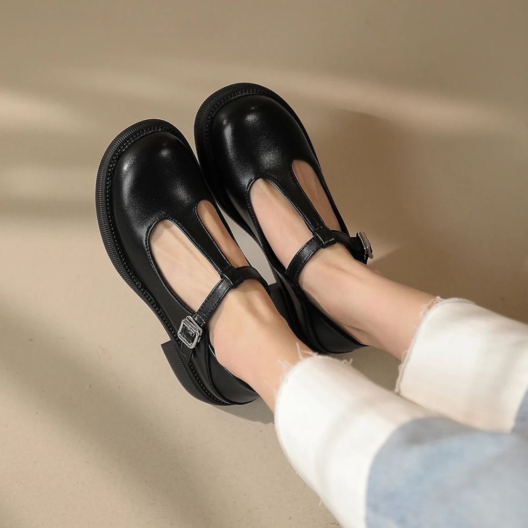 Rounded Retro Sandals