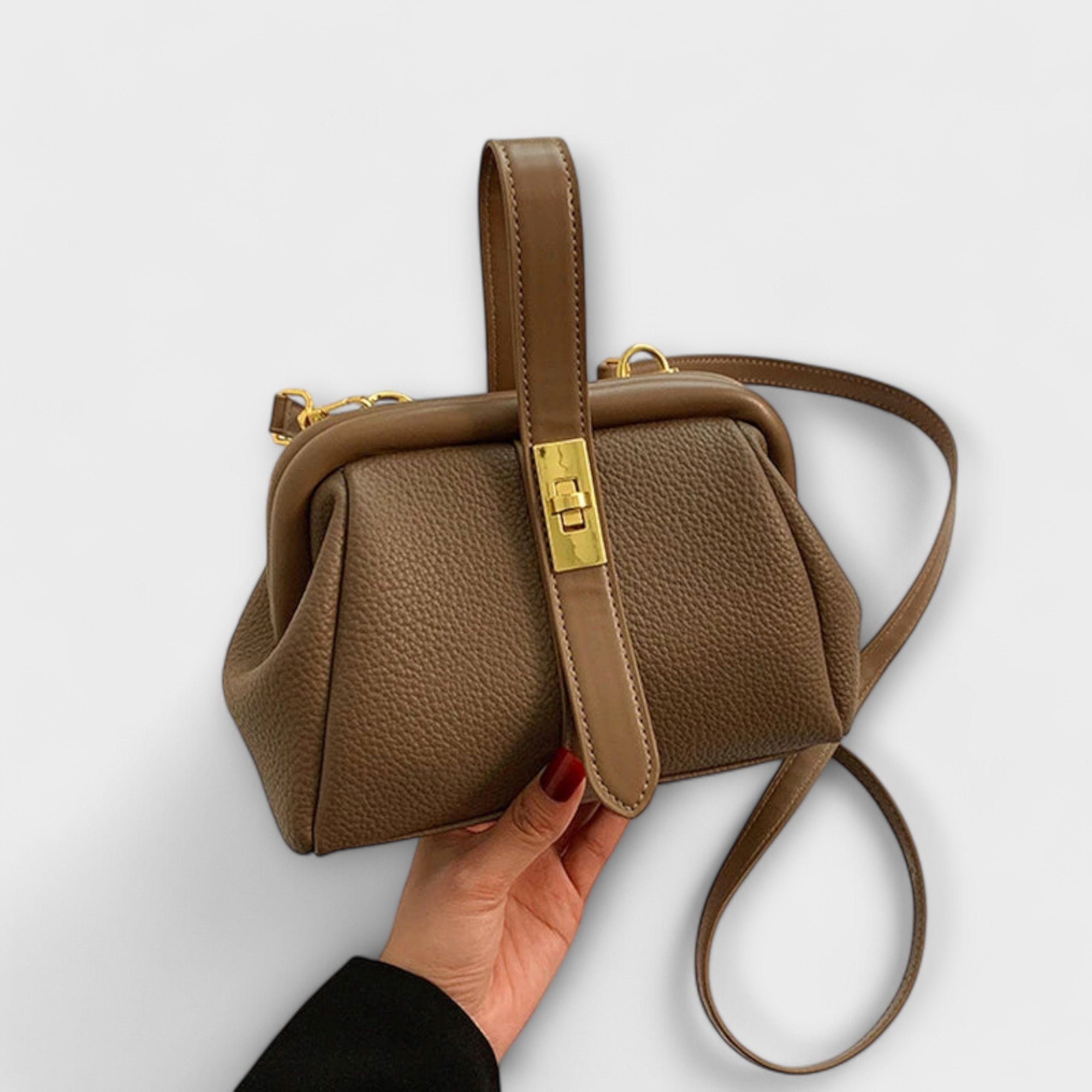 Lora. - Retro Bag