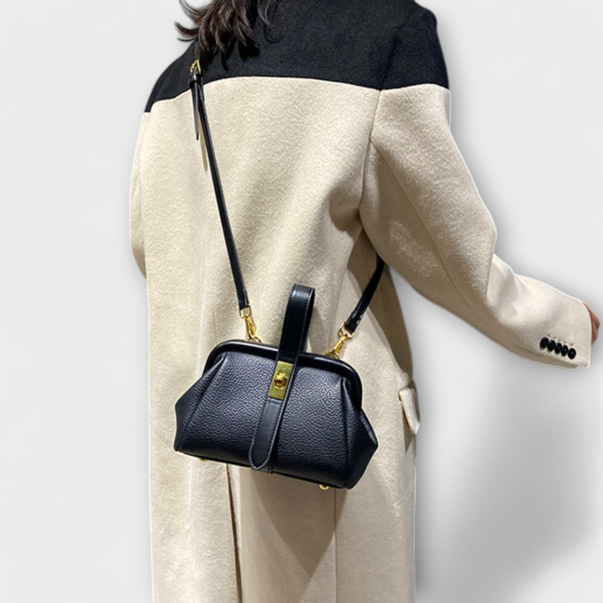 Lora. - Retro Bag