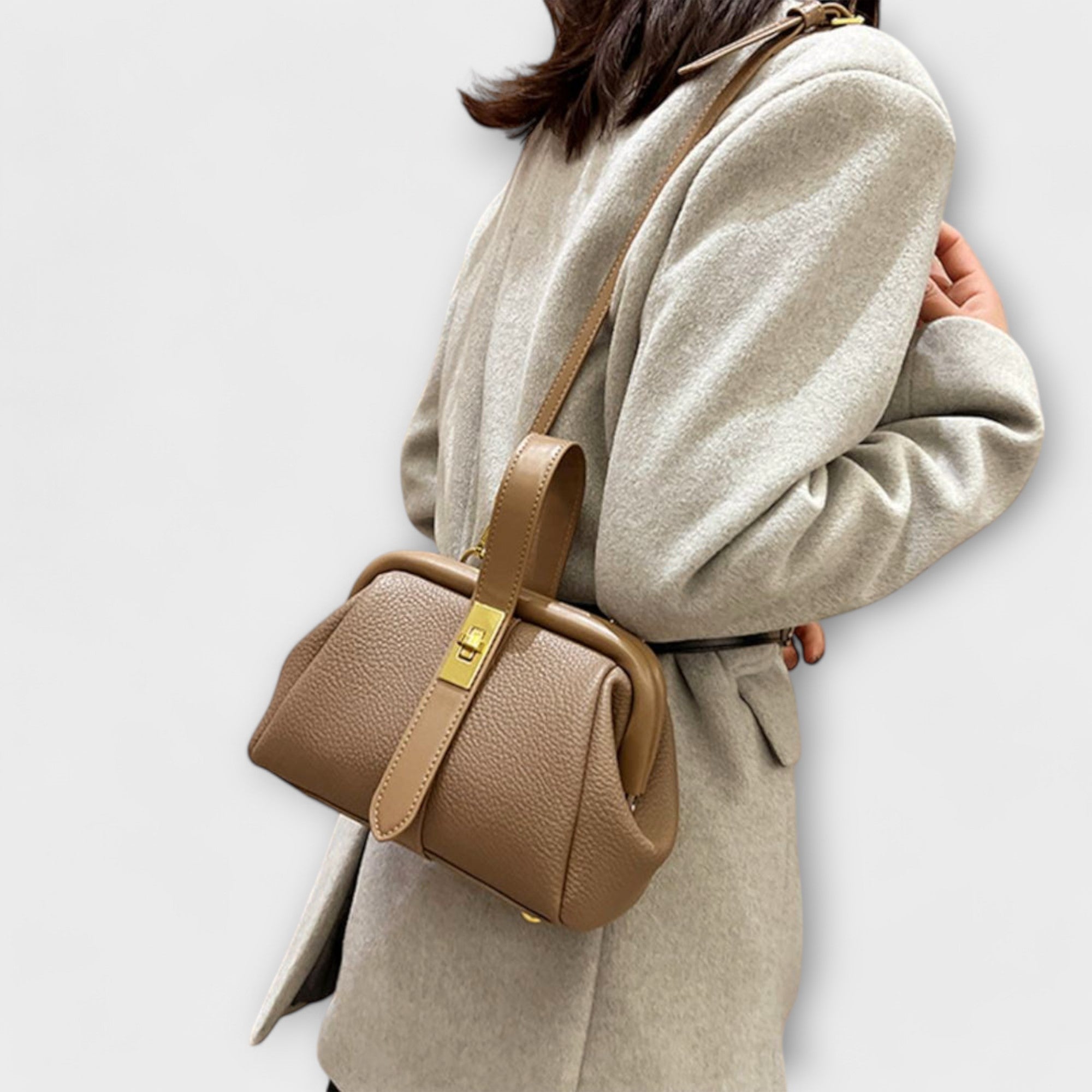 Lora. - Retro Bag