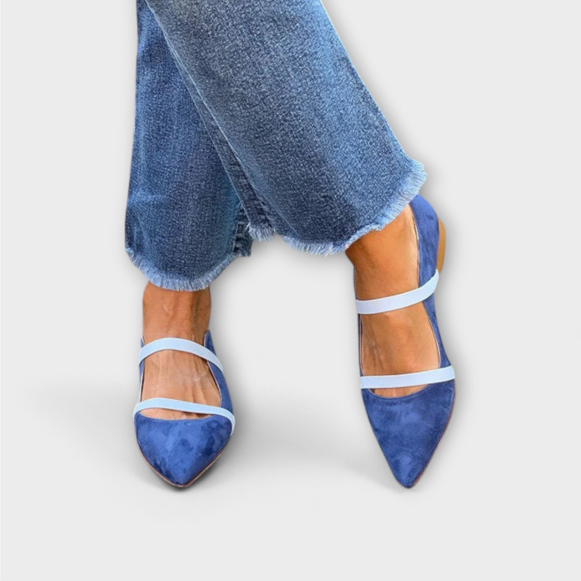 Waverly – Colorful Pointed Ballerina