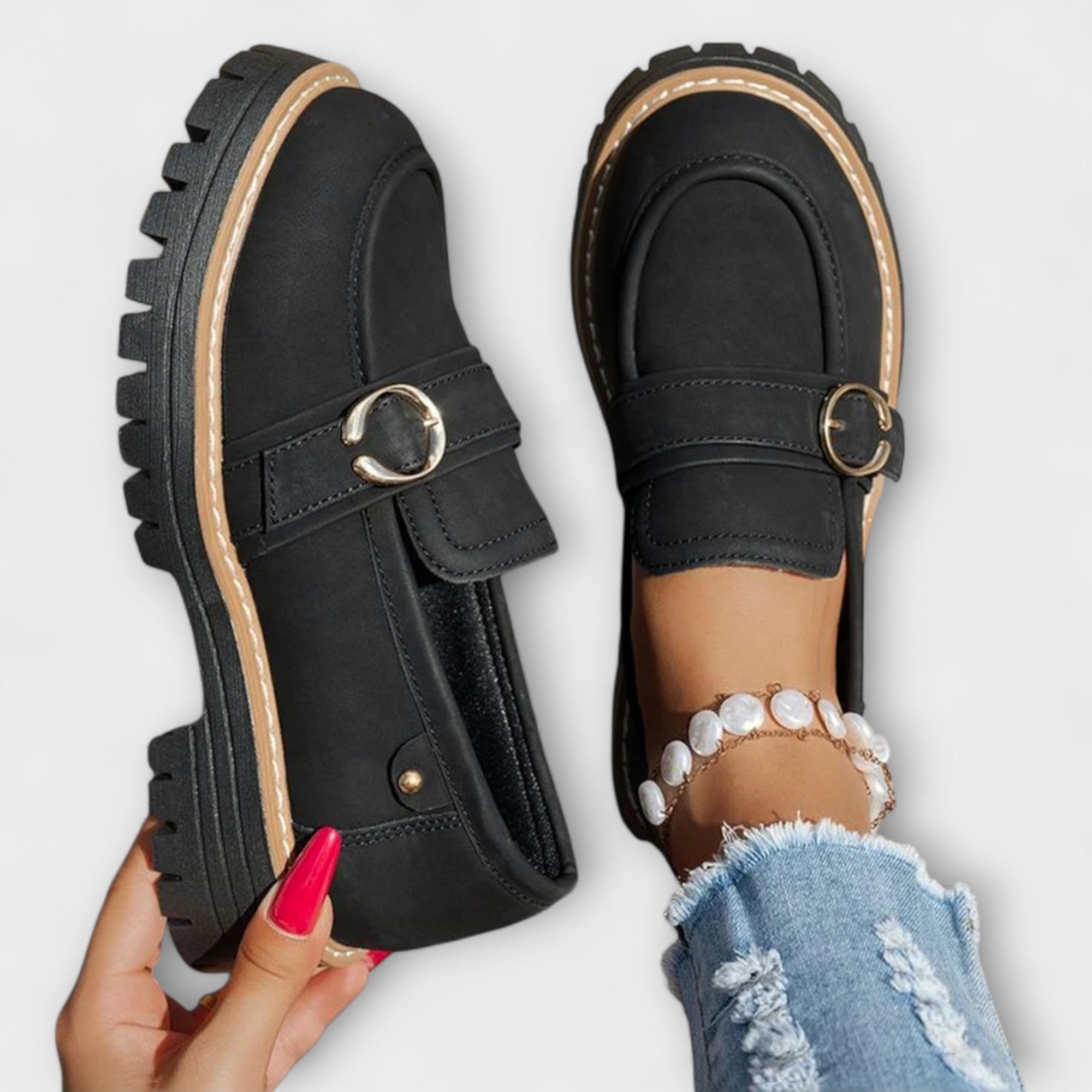 Poet – Casual Slippers with Round Toe