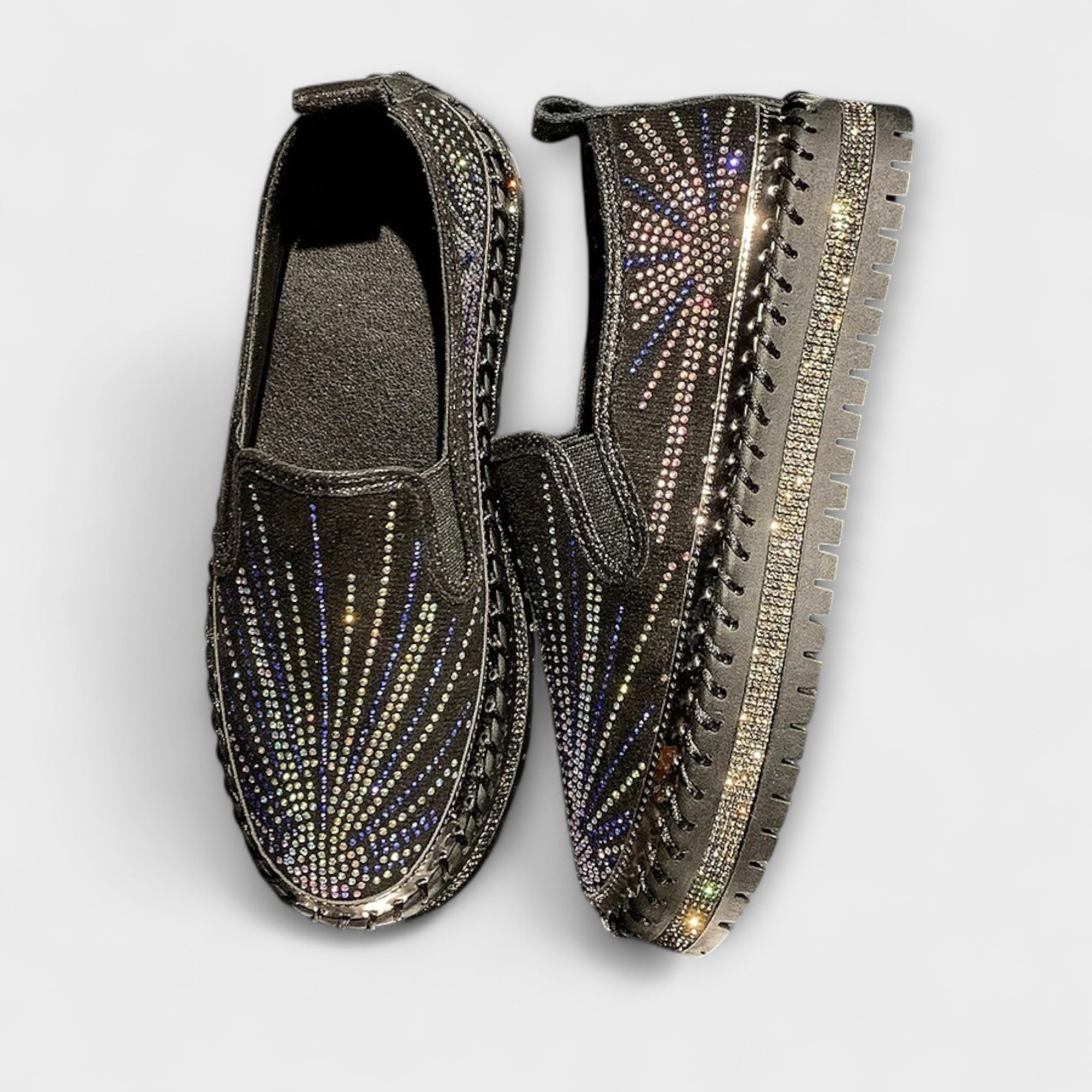 Sable – Shoes decorated with rhinestones