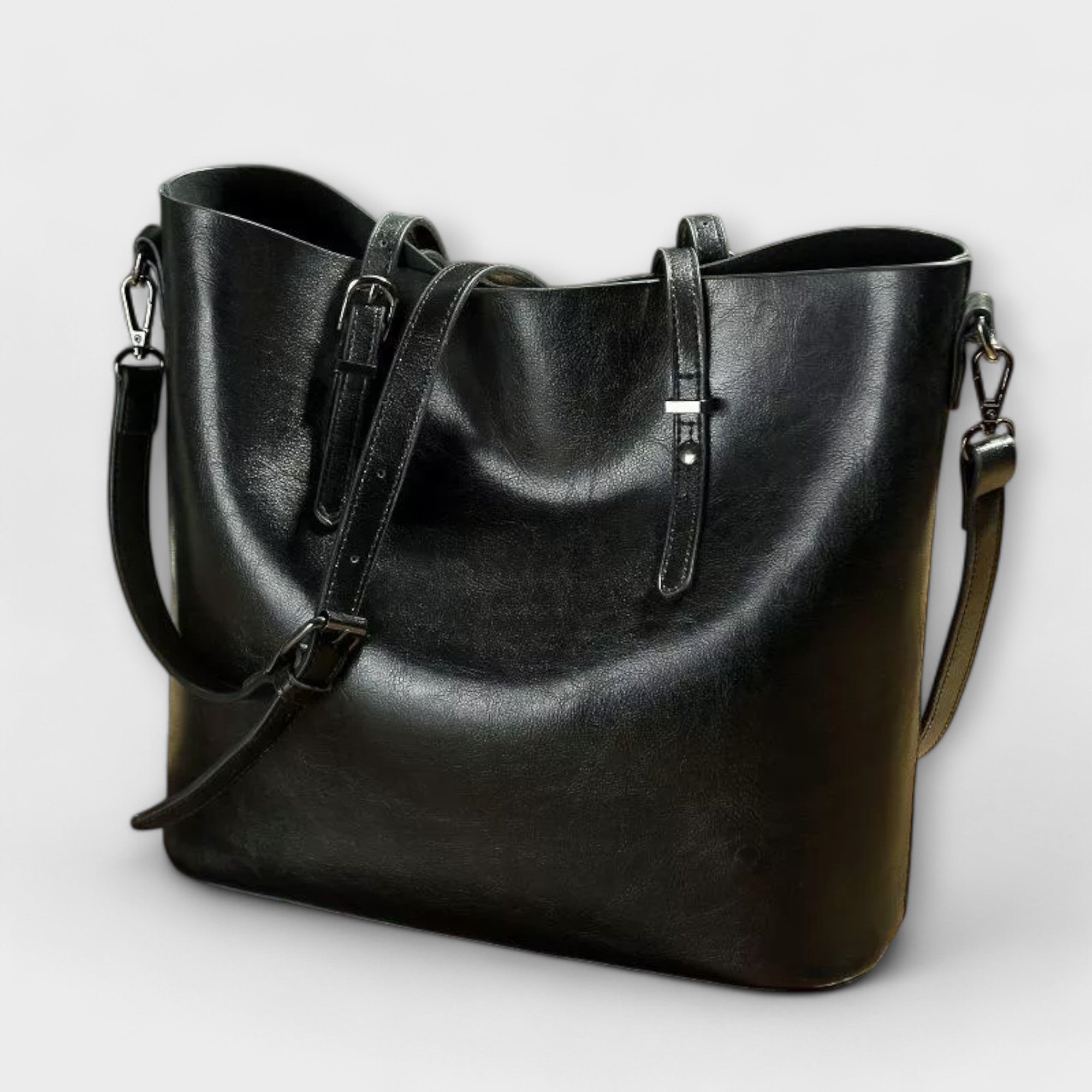 Lora. - Vintage Shoulder Bag