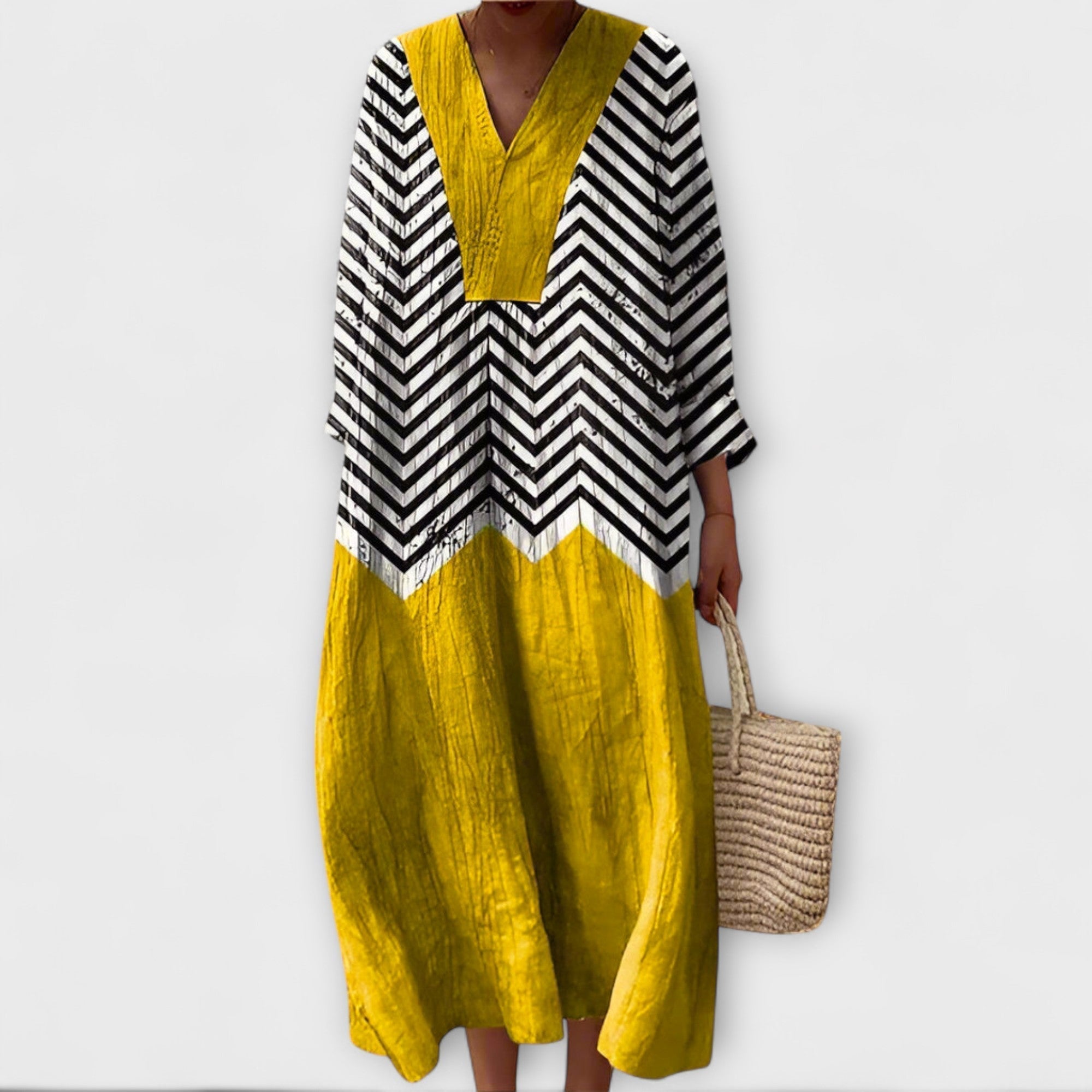 Julia - Elegant Dress with Geometric Design