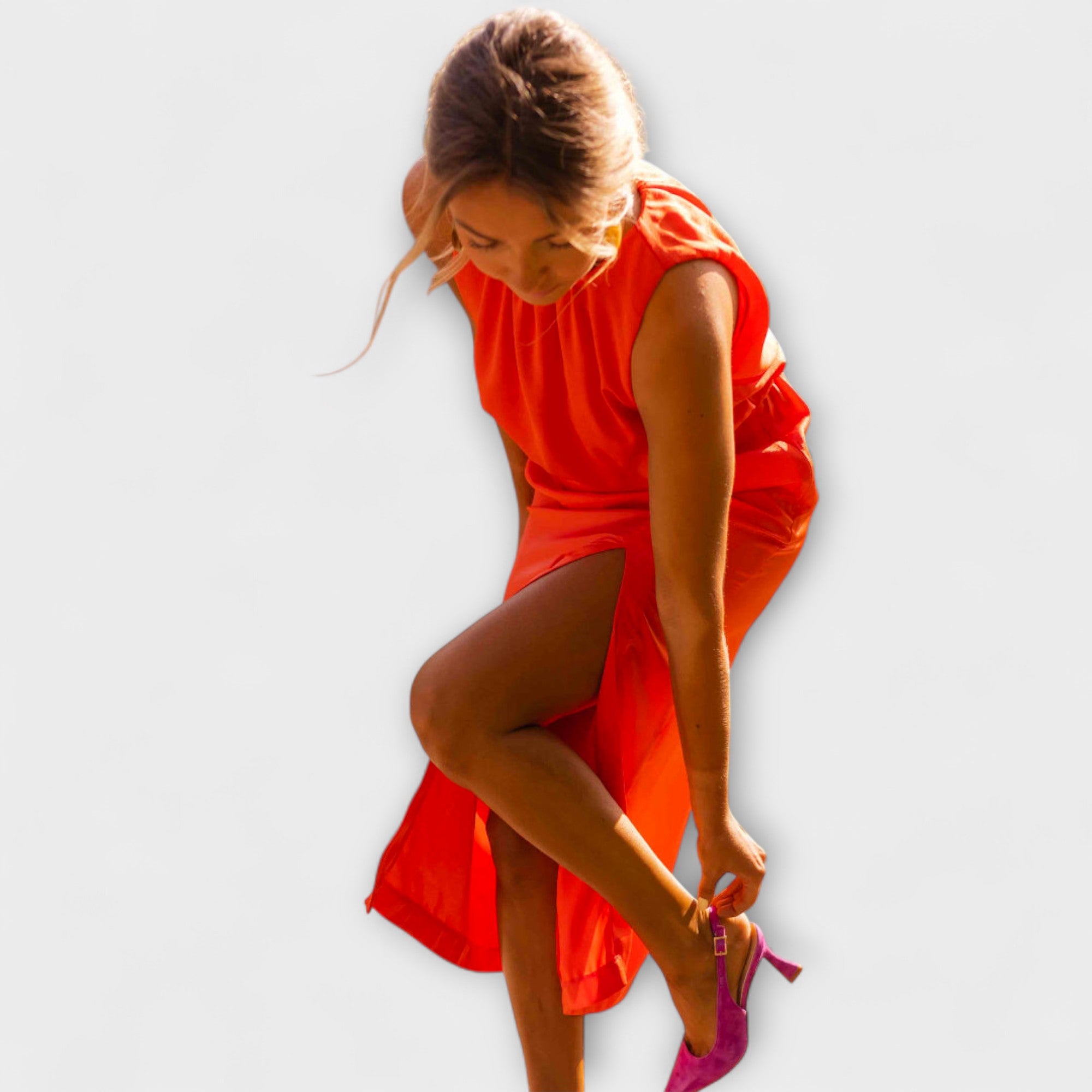 Liene - Elegant Midi Dress